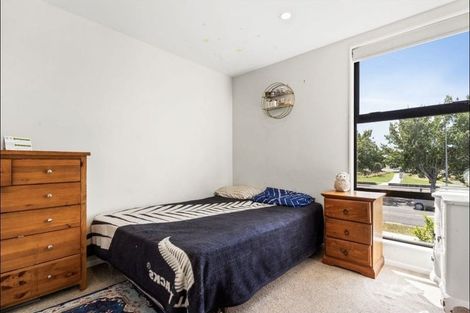 Photo of property in 83 Walters Road, Papakura, Takanini, 2110