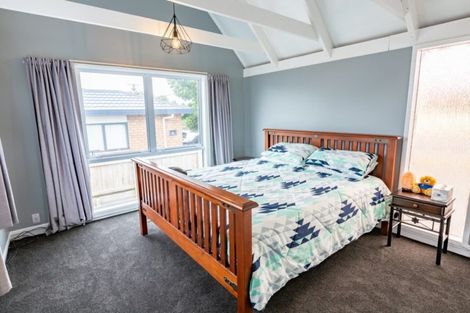 Photo of property in 13 Walton Road, Paraparaumu Beach, Paraparaumu, 5032