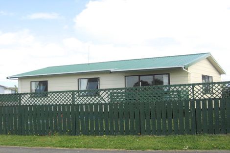 Photo of property in 1/3 Volta Place, Clendon Park, Auckland, 2103