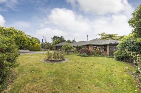 Photo of property in 42 Brandon Hall Road, Bulls, 4894