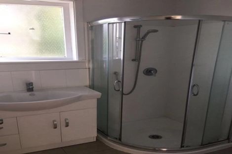 Photo of property in 23 Sheridan Drive, New Lynn, Auckland, 0600