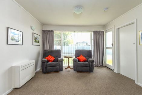 Photo of property in 1-11/94 Avenue Road, West End, Timaru, 7910