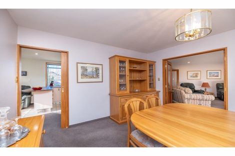 Photo of property in 22 Berkshire Drive, Avonhead, Christchurch, 8042
