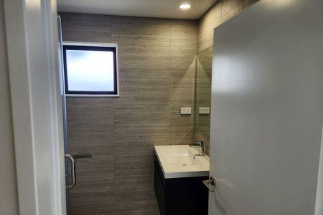 Photo of property in 64c Yeovil Road, Te Atatu Peninsula, Auckland, 0610