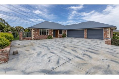 Photo of property in 61 Chesterfield Mews, Russley, Christchurch, 8042