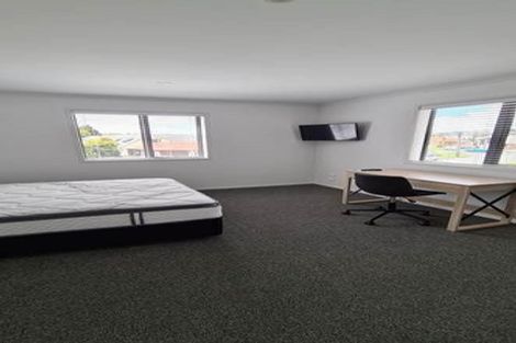 Photo of property in 1/3 Snead Place, Hamilton East, Hamilton, 3216