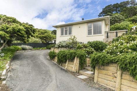 Photo of property in 12 Raroa Place, Pukerua Bay, 5026