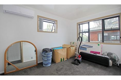 Photo of property in 3/4 Oxford Road, Manurewa, Auckland, 2102