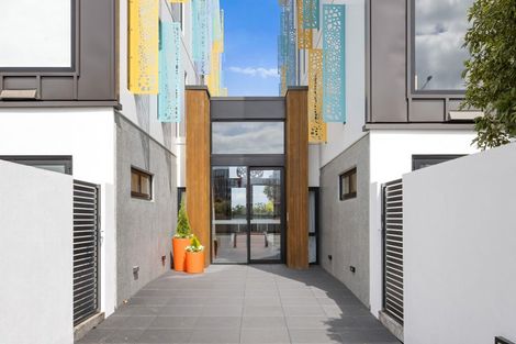 Photo of property in Frank Sargeson Apts, 302/80 Anzac Street, Takapuna, Auckland, 0622