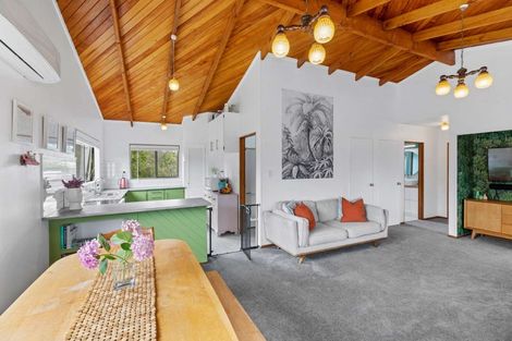 Photo of property in 17 Te Moau Avenue, Parakai, 0830