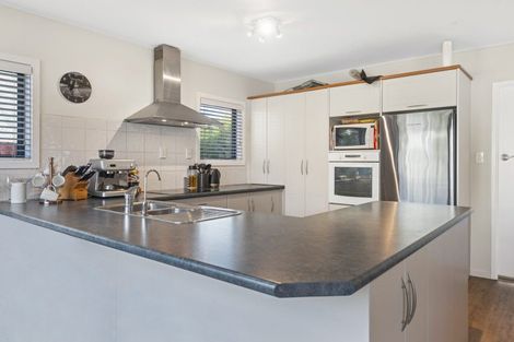 Photo of property in 95 Sherwood Street, Bellevue, Tauranga, 3110