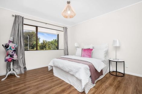 Photo of property in 2/23 Gaylands Place, Opaheke, Papakura, 2113