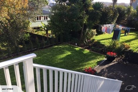 Photo of property in 34 Sentinel Road, Herne Bay, Auckland, 1011