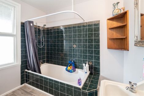 Photo of property in 132 Mcmurdo Street, Tinwald, Ashburton, 7700