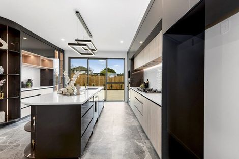 Photo of property in 6 Bendridge Street, Flat Bush, Auckland, 2019
