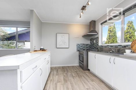 Photo of property in 1 Murillo Place, Henderson, Auckland, 0612