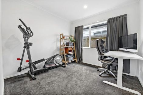 Photo of property in 120 Kuaka Drive, Takanini, 2112