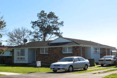 Photo of property in 12 Harrier Place, Papakura, 2110