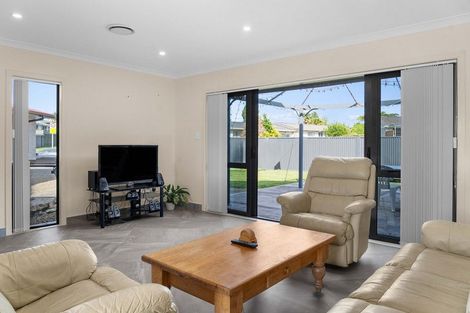 Photo of property in 136 Cameron Road, Te Puke, 3119