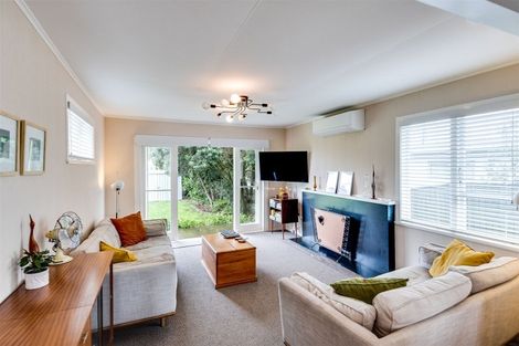 Photo of property in 500 Main North Road, Bay View, Napier, 4104