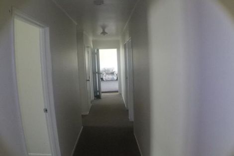 Photo of property in 5 Novak Place, Mangere, Auckland, 2022