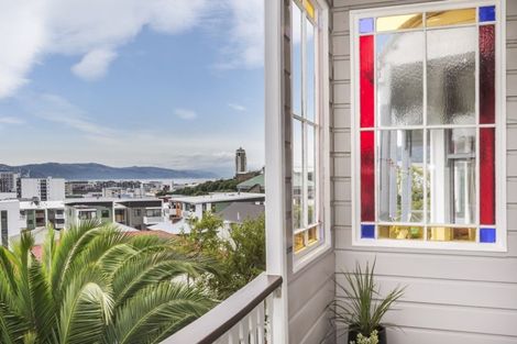 Photo of property in 18 Bidwill Street, Mount Cook, Wellington, 6021