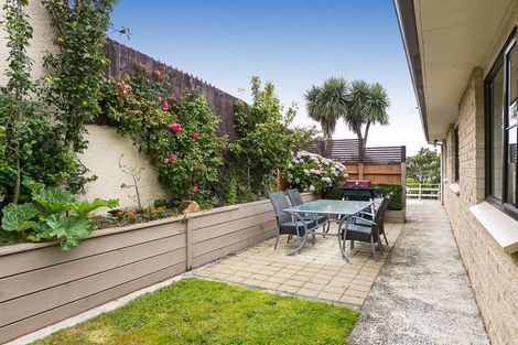 Photo of property in 2 Beverley Place, Waverley, Dunedin, 9013