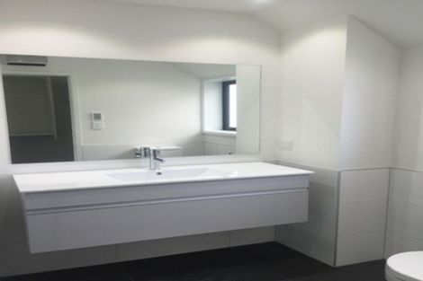 Photo of property in 29 Falconer Rise, Jacks Point, Queenstown, 9371