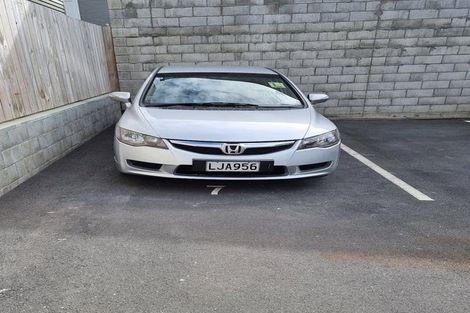 Photo of property in 9/24 Princess Terrace, Newtown, Wellington, 6021