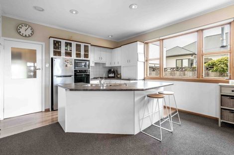 Photo of property in 17 Renfrew Street, Waikiwi, Invercargill, 9810