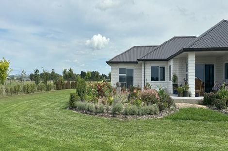 Photo of property in 60 Turangi Road, Motunui, Waitara, 4383