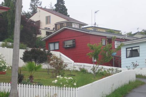 Photo of property in 1/11 Kupari Place, Totara Vale, Auckland, 0629