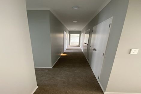 Photo of property in 9 Miharo Crescent, Flagstaff, Hamilton, 3210