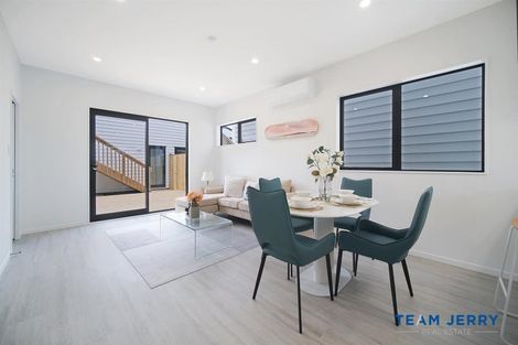 Photo of property in 63 Whare Kauri Road, Papakura, 2110