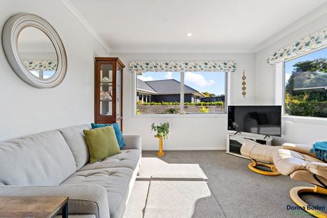 Photo of property in 9 Hogan Street, Pukekohe, 2120