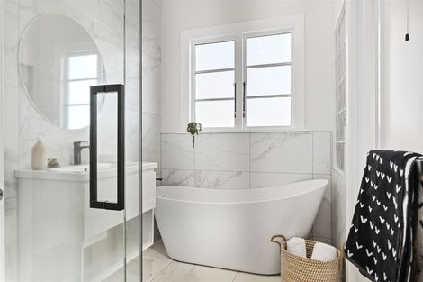 Photo of property in 35 Paparoa Street, Papanui, Christchurch, 8053