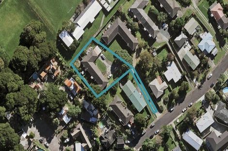 Photo of property in 2/21 Ellen Avenue, Hillcrest, Auckland, 0627