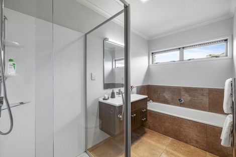 Photo of property in 28a Weka Street, Mangawhai, 0505