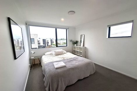 Photo of property in 10a Titoki Street, Te Atatu Peninsula, Auckland, 0610