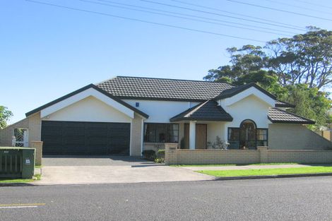 Photo of property in 33 Wiseley Road, Hobsonville, Auckland, 0618