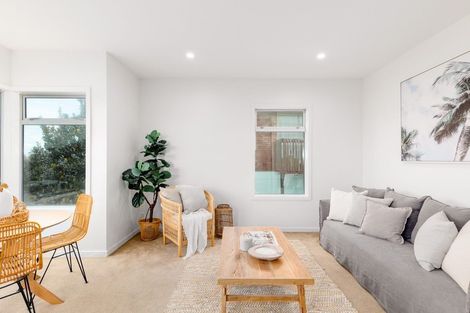 Photo of property in 384 Marine Parade, South New Brighton, Christchurch, 8062