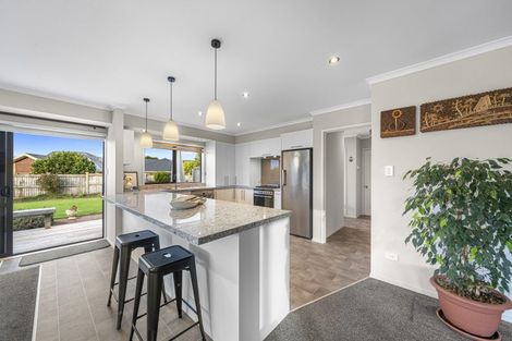 Photo of property in 110 Butcher Road, Pukekohe, 2120
