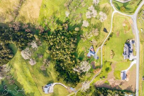 Photo of property in 16 Nikau Lane, Maungaturoto, 0520