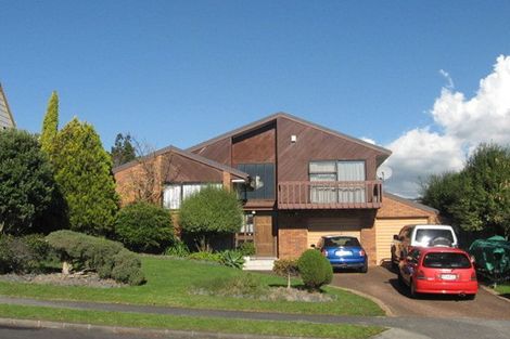 Photo of property in 46 Dalwhinnie Parade, Highland Park, Auckland, 2010