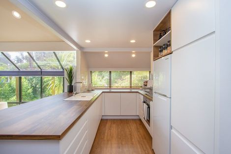 Photo of property in 4 Libra Place, Kawaha Point, Rotorua, 3010