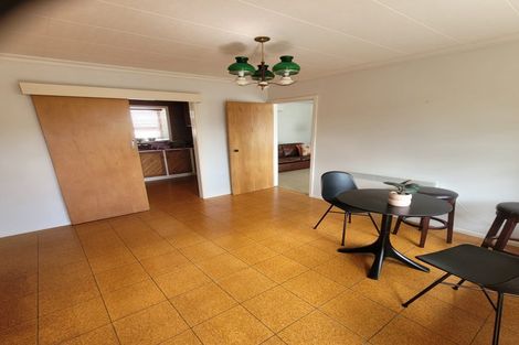 Photo of property in 16 Freebairn Street, Redwood, Christchurch, 8051