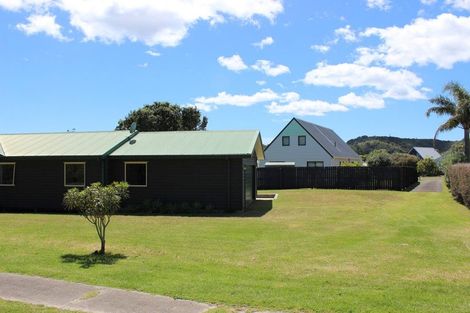 Photo of property in 106 Rimu Place, Matarangi, Whitianga, 3592