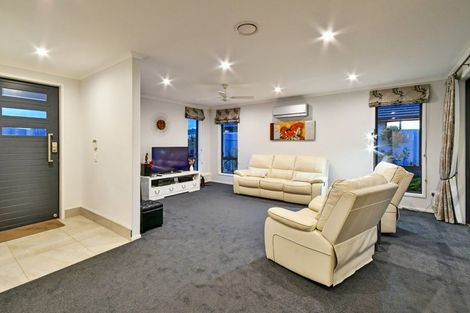 Photo of property in 100 Helenslee Road, Pokeno, 2472