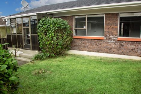 Photo of property in 4/57 Moana Avenue, One Tree Hill, Auckland, 1061