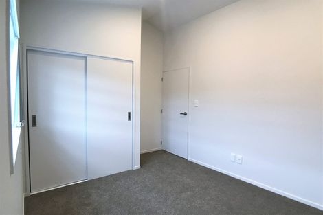 Photo of property in 2/10 Silver Moon Road, Albany Heights, Auckland, 0632
